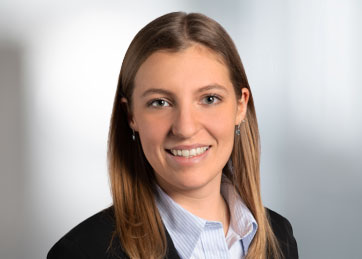 Zoé Bender, Co-Lead Sustainability Services, Experte-comptable diplômée
