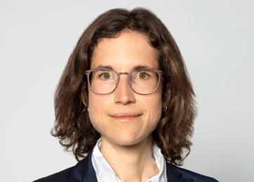 Corinne Kaufmann, Consulenza legale