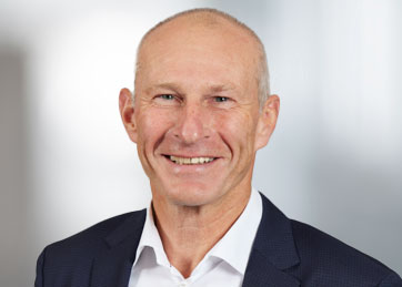 Heinz Vogel, Management Consultant